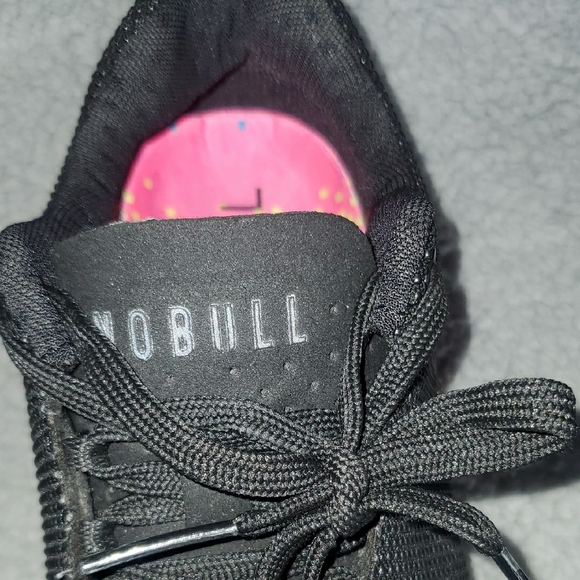 NOBULL Kids Black Sneakers with Colorful Sole - Picture 11 of 11